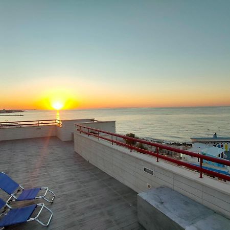 Seafront Suites Bari Bagian luar foto